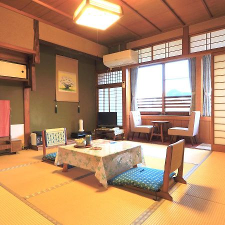 Ougiya Ryokan Toyooka  Exterior photo
